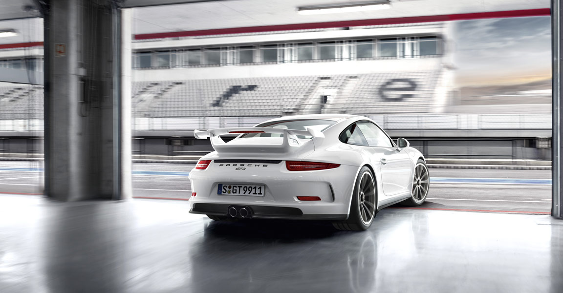 Porsche 911 GT3 wows the crowds in Geneva